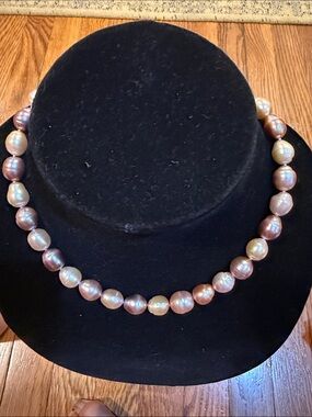 Cultured Pearl Strand Necklace in Pink and Cream